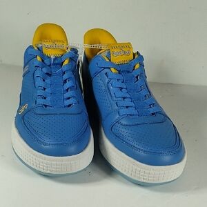 New, Skechers Men's Slip-on Blue and Yellow Snoop Dogg Size 7.5 Sneakers.